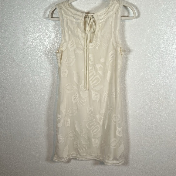 Max Studio Specialty Ivory Embroidered Shift Dress Size Medium - Picture 5 of 8